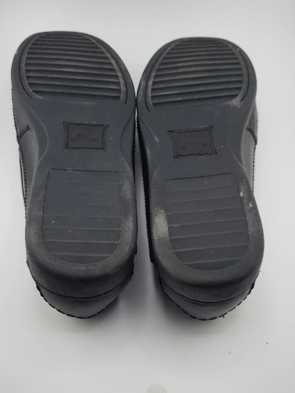 Bass Black Leather Slip-On Moccasin Loafers Men 10 1/2 M